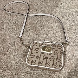 Michael Kors crossbody